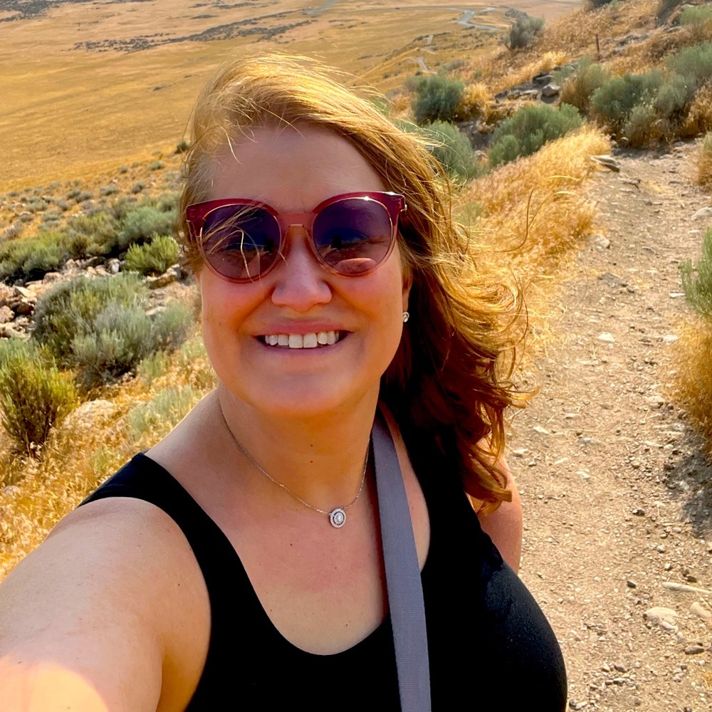 Meet your Posher, Amy